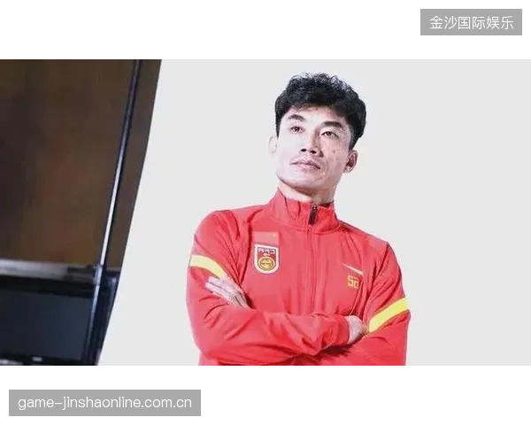 郑智骤然离队原因：幕后真相揭晓，引发足坛震动！